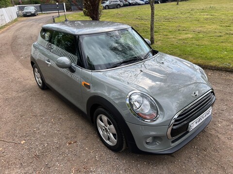Mini Hatch COOPER 26