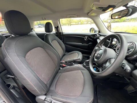 Mini Hatch COOPER 32