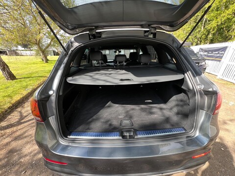 Mercedes-Benz GLC GLC 220 D 4MATIC AMG LINE 38