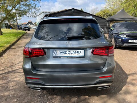 Mercedes-Benz GLC GLC 220 D 4MATIC AMG LINE 8