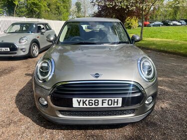 Mini Hatch COOPER CLASSIC 2