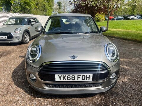 Mini Hatch COOPER CLASSIC 2