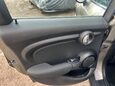 Mini Hatch COOPER CLASSIC 23
