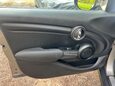 Mini Hatch COOPER CLASSIC 24