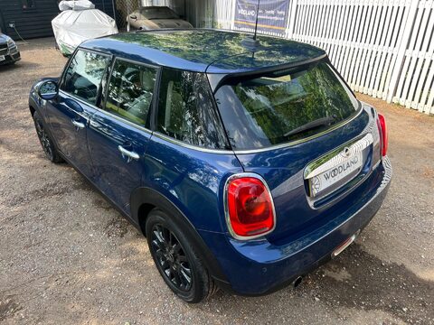 Mini Hatch COOPER 13