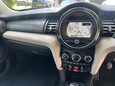 Mini Hatch COOPER 24