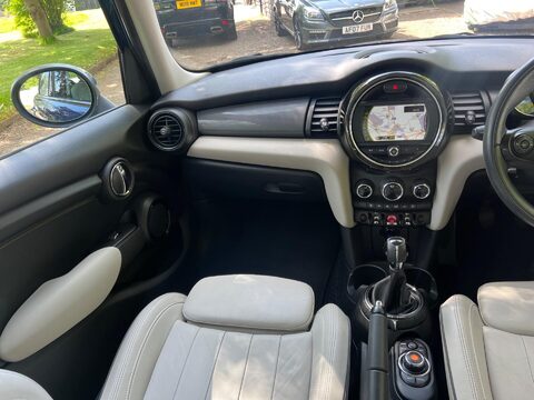 Mini Hatch COOPER 26