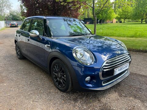 Mini Hatch COOPER 5