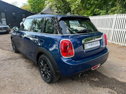Mini Hatch COOPER 12