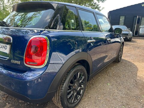 Mini Hatch COOPER 20