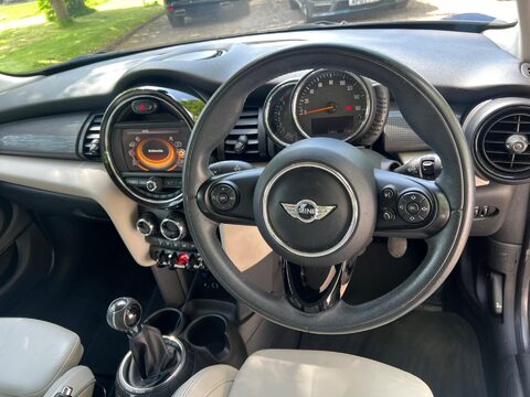 Mini Hatch COOPER 43
