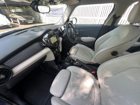 Mini Hatch COOPER 45