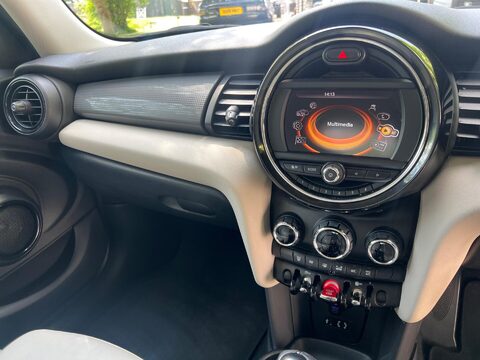 Mini Hatch COOPER 22