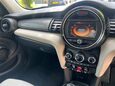Mini Hatch COOPER 22
