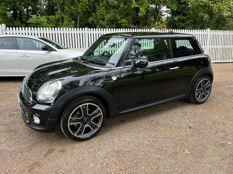 Mini Hatch COOPER 3