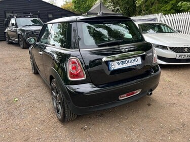 Mini Hatch COOPER 4