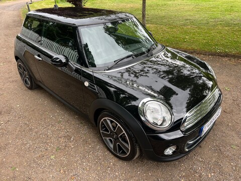 Mini Hatch COOPER 8