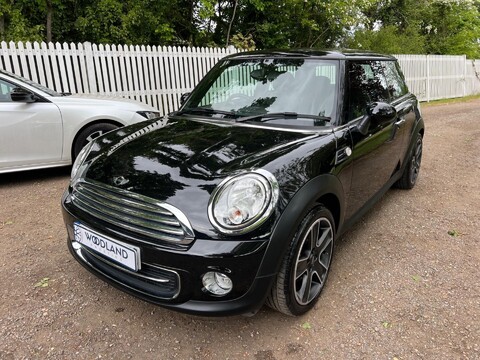 Mini Hatch COOPER 9