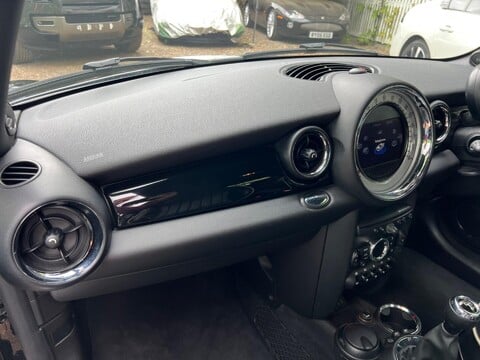 Mini Hatch COOPER 26