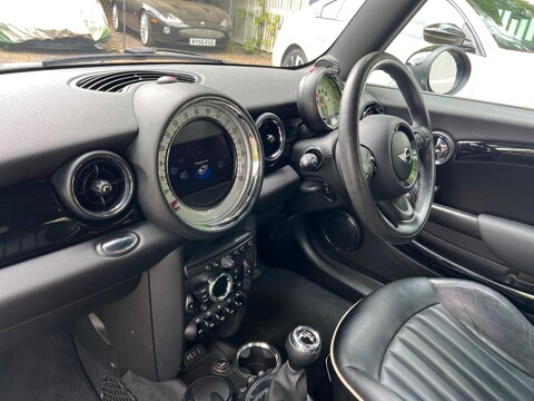 Mini Hatch COOPER 27