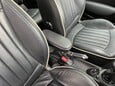 Mini Hatch COOPER 29
