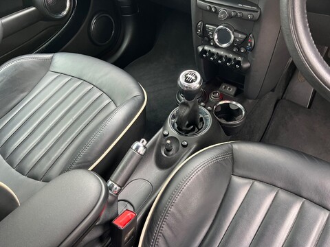 Mini Hatch COOPER 19