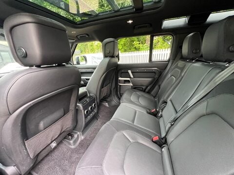 Land Rover Defender 3.0 D250 MHEV X-Dynamic HSE Auto 4WD Euro 6 (s/s) 5dr 41
