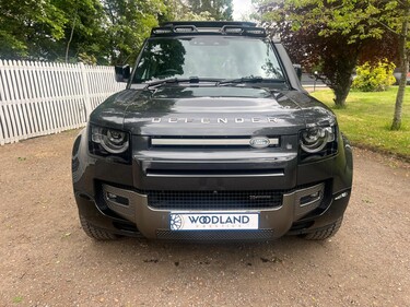 Land Rover Defender 3.0 D250 MHEV X-Dynamic HSE Auto 4WD Euro 6 (s/s) 5dr 2