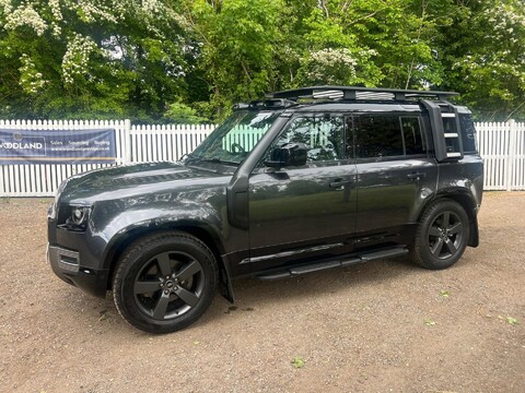 Land Rover Defender 3.0 D250 MHEV X-Dynamic HSE Auto 4WD Euro 6 (s/s) 5dr 13