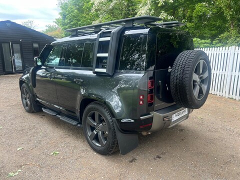 Land Rover Defender 3.0 D250 MHEV X-Dynamic HSE Auto 4WD Euro 6 (s/s) 5dr 16