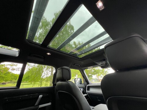 Land Rover Defender 3.0 D250 MHEV X-Dynamic HSE Auto 4WD Euro 6 (s/s) 5dr 63