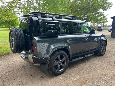 Land Rover Defender 3.0 D250 MHEV X-Dynamic HSE Auto 4WD Euro 6 (s/s) 5dr 23