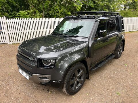 Land Rover Defender 3.0 D250 MHEV X-Dynamic HSE Auto 4WD Euro 6 (s/s) 5dr 14