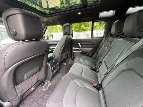 Land Rover Defender 3.0 D250 MHEV X-Dynamic HSE Auto 4WD Euro 6 (s/s) 5dr 41
