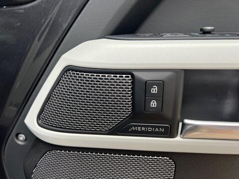 Land Rover Defender 3.0 D250 MHEV X-Dynamic HSE Auto 4WD Euro 6 (s/s) 5dr 44