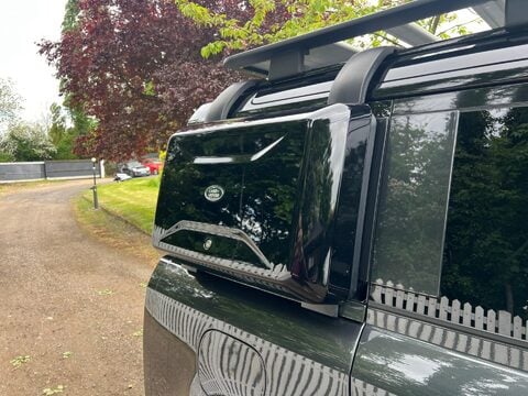 Land Rover Defender 3.0 D250 MHEV X-Dynamic HSE Auto 4WD Euro 6 (s/s) 5dr 69