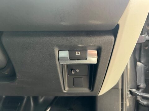 Land Rover Defender 3.0 D250 MHEV X-Dynamic HSE Auto 4WD Euro 6 (s/s) 5dr 45