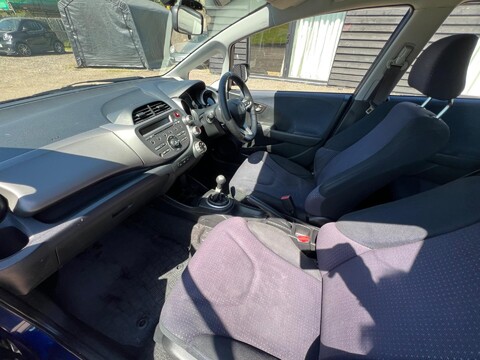 Honda Jazz I-VTEC SE 26