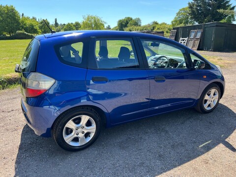 Honda Jazz I-VTEC SE 11