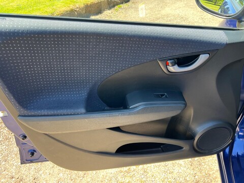 Honda Jazz I-VTEC SE 28