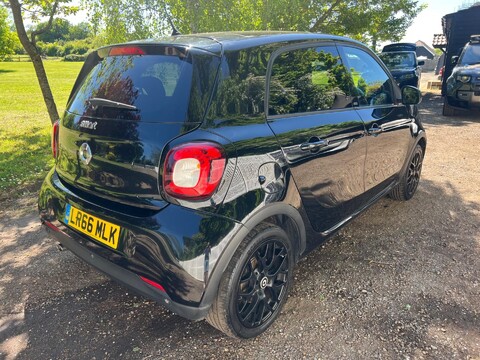 Smart Forfour EDITION BLACK T 11