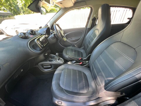 Smart Forfour EDITION BLACK T 30