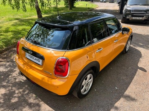 Mini Hatch COOPER D 20