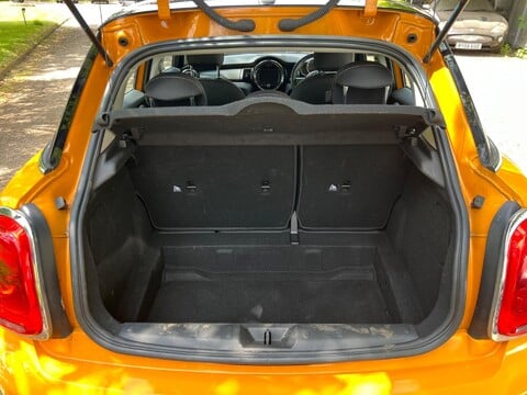 Mini Hatch COOPER D 36