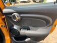 Mini Hatch COOPER D 37