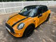 Mini Hatch COOPER D 10