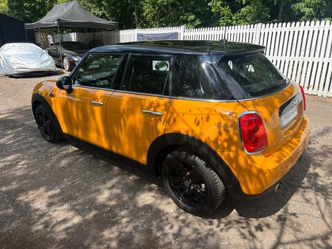 Mini Hatch COOPER D 12