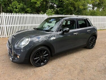 Mini Hatch COOPER SD 3