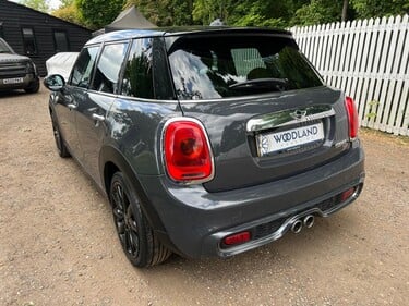 Mini Hatch COOPER SD 4