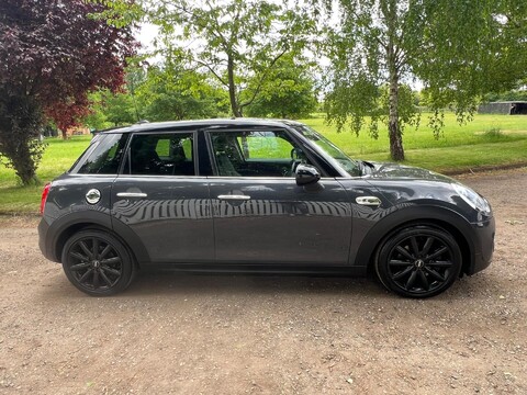 Mini Hatch COOPER SD 14
